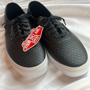 Vans Ultra Cush Men’s Size 12: Black Leather Embossed Snake
